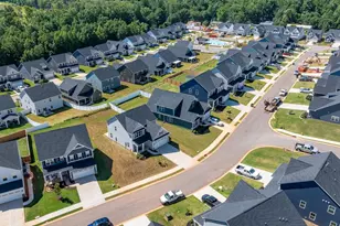 200 Hollythorpe Ln, Fountain Inn, SC 29644 - Photo 29