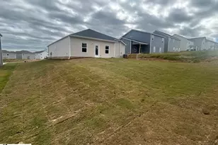 279 Pretoria Dr, Woodruff, SC 29388 - Photo 9