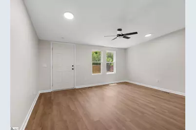 1 Williams Street, Spartanburg, SC 29301 - Photo 17