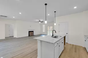 152 Hunter Ridge Dr, Boiling Springs, SC 29316 - Photo 7