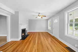 130 Old Locust Hill Rd, Taylors, SC 29687 - Photo 5