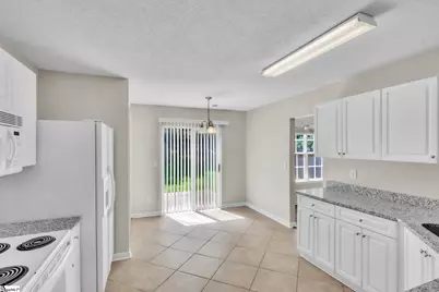 10 Brockmore Drive, Greenville, SC 29605 - Photo 7