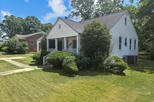 803 S Limestone St, Gaffney, SC 29341 - Photo 3