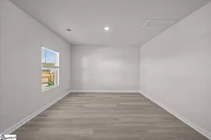 518 Harben Dr, Woodruff, SC 29388 - Photo 5