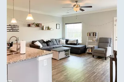 200 Button Willow Street, Taylors, SC 29687 - Photo 5