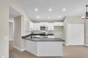 221 Upper Beaver Creek Dr, Moore, SC 29369 - Photo 7