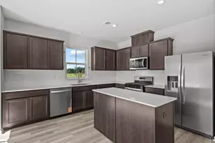 8014 Broadmead Ct, Spartanburg, SC 29307 - Photo 5