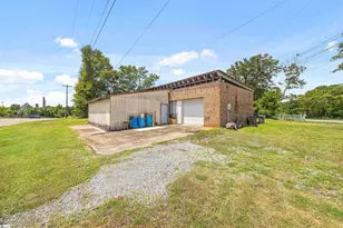 155 Farrs Bridge Rd, Pickens, SC 29671 - Photo 3