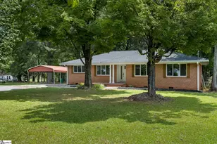 227 Belton Dr, Williamston, SC 29697 - Photo 1