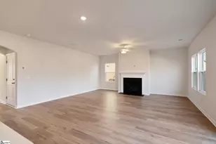 12065 Lansbury Dr, Inman, SC 29349 - Photo 9