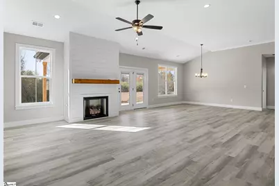 11573 New Cut Road, Campobello, SC 29322 - Photo 9