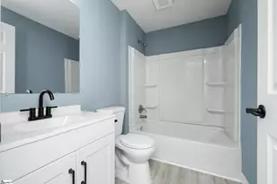 200 McDaniel Ave, Greer, SC 29651 - Photo 15