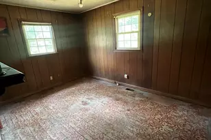 656 S Center St, Spartanburg, SC 29301 - Photo 13