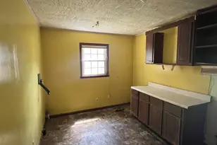 656 S Center St, Spartanburg, SC 29301 - Photo 19