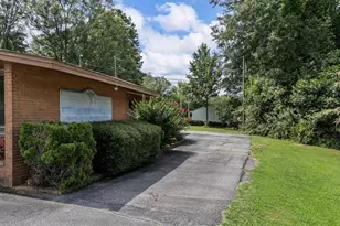 111 W Rutledge Ave, Gaffney, SC 29340 - Photo 31