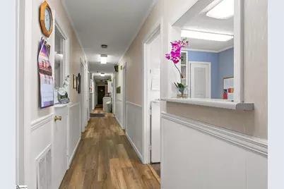 111 W Rutledge Avenue, Gaffney, SC 29340 - Photo 3