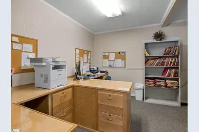 111 W Rutledge Avenue, Gaffney, SC 29340 - Photo 9