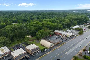 730 Wade Hampton Blvd, Greenville, SC 29609 - Photo 3