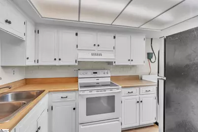 2530 E North Street #Unit 11B, Greenville, SC 29615 - Photo 7