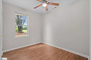 16 Bradley St, Greenville, SC 29611 - Photo 15