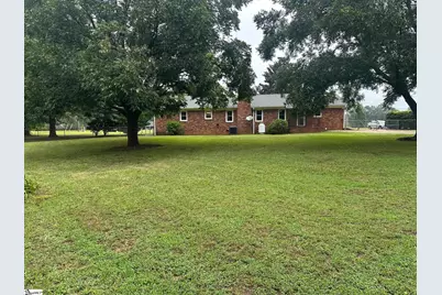 6005 Highway 11, Inman, SC 29349 - Photo 1