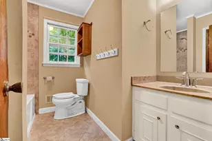 211 Beechwood Dr, Simpsonville, SC 29681 - Photo 23