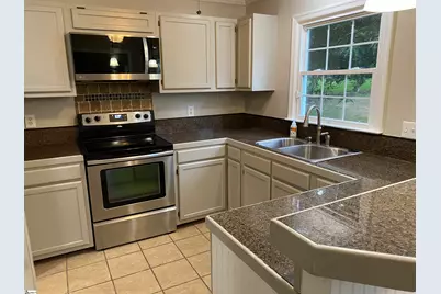 406 Latrobe Drive, Simpsonville, SC 29681 - Photo 5