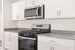 2227 Springview Ct, Boiling Springs, SC 29316 - Photo 7