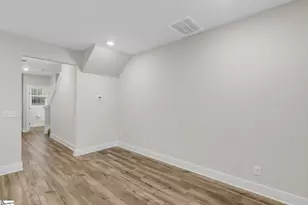 275 Dalmatian Dr, Spartanburg, SC 29307 - Photo 15