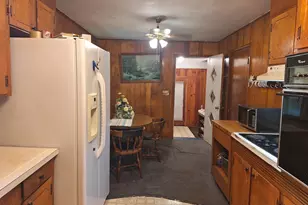 107 Pine Rd, Laurens, SC 29360 - Photo 15