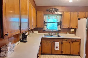 107 Pine Rd, Laurens, SC 29360 - Photo 13