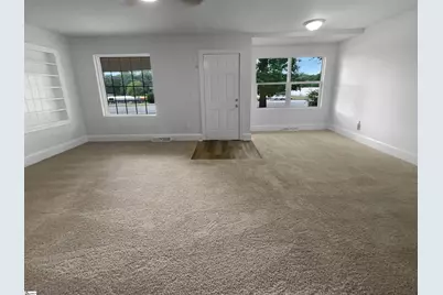 2375 S Pine Street, Spartanburg, SC 29302 - Photo 3