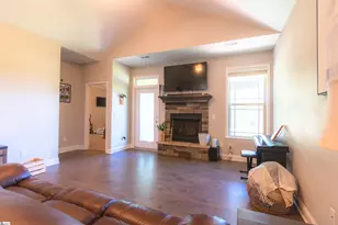 189 Bur Oak Dr, Taylors, SC 29687 - Photo 7