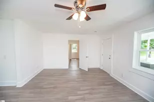 41 Gosnell Ave, Inman, SC 29349 - Photo 9