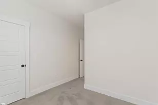 9 Hawthorne Ln, Greenville, SC 29605 - Photo 21