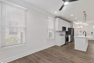 9 Hawthorne Ln, Greenville, SC 29605 - Photo 13