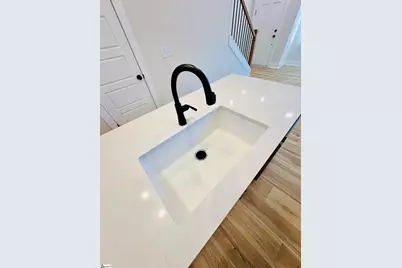 9 Hawthorne Lane #Unit 105, Greenville, SC 29605 - Photo 19