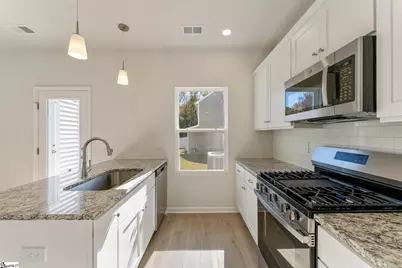 302 Cambrian Court, Taylors, SC 29687 - Photo 7