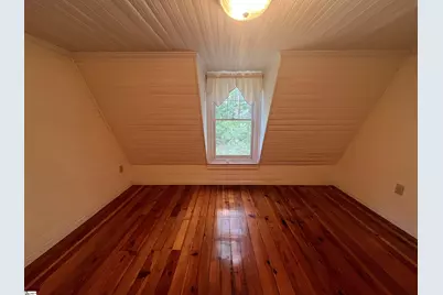 606 W South Broad Street, Walhalla, SC 29691 - Photo 13