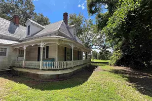 606 W South Broad St, Walhalla, SC 29691 - Photo 3