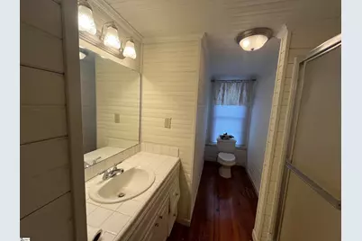 606 W South Broad Street, Walhalla, SC 29691 - Photo 17