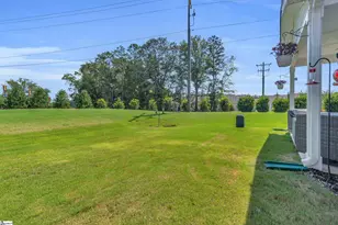 1504 Shallons Ct, Spartanburg, SC 29301 - Photo 9