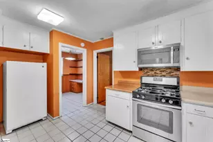 222 Hillcrest Cir, Anderson, SC 29624 - Photo 9