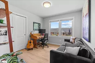 31 Sherman Ln, Greenville, SC 29605 - Photo 17