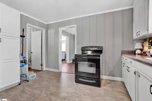 107 Forest Dr, Laurens, SC 29360 - Photo 23