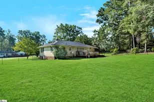 107 Forest Dr, Laurens, SC 29360 - Photo 41