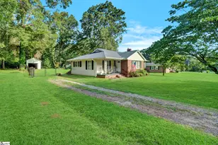 107 Forest Dr, Laurens, SC 29360 - Photo 3