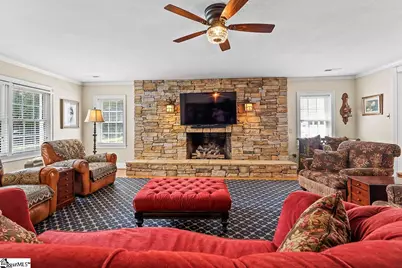 733 Willard Road, Greenwood, SC 29649 - Photo 9