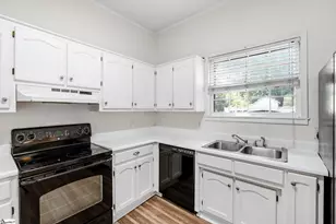 41 Allen St, Greenville, SC 29605 - Photo 11