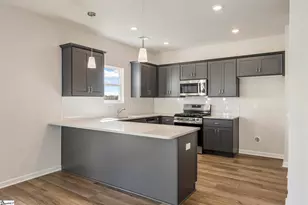 2352 Mill Loop, Spartanburg, SC 29301 - Photo 9